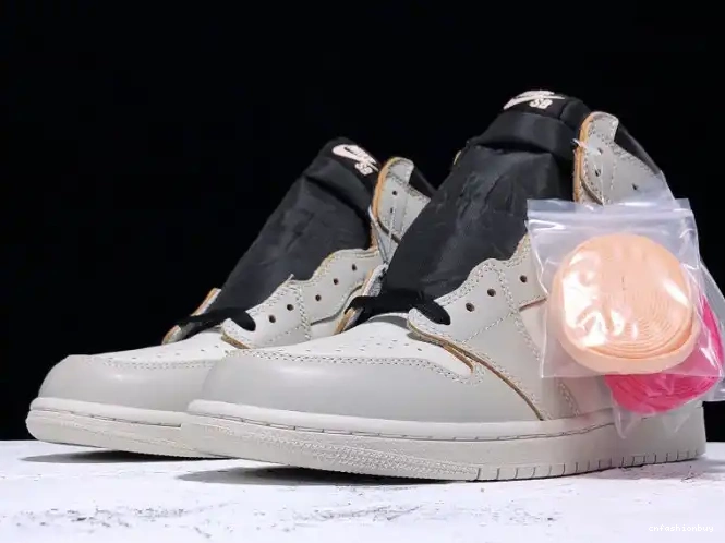 1 Light SB x High Nike CD6578-006 Air OG Jordan Bone 0526